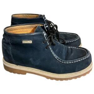Sz 8.5 Men / 10 Women Suede Ankle-high Chukka or Moc Toe Boots